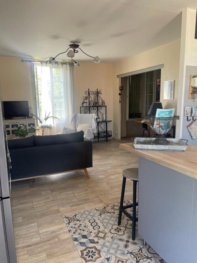 Appartement Avec Jardin En Ville LʼIsle-sur-la-Sorgue Εξωτερικό φωτογραφία