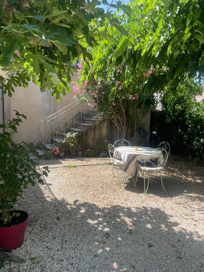 Appartement Avec Jardin En Ville LʼIsle-sur-la-Sorgue Εξωτερικό φωτογραφία